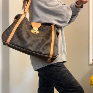 Authentic Louis Vuitton shoulder bag